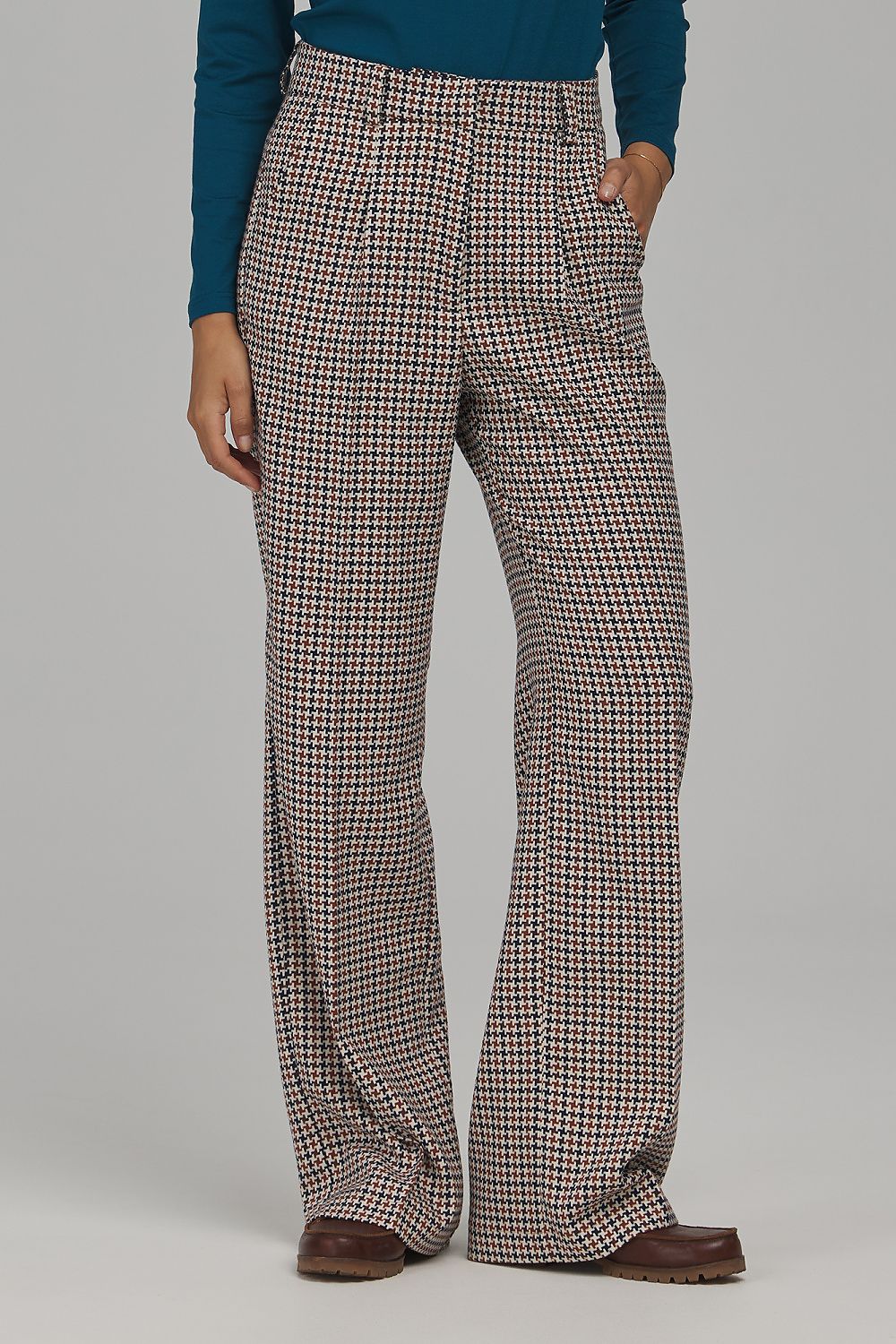  Pantalon femme model 231658 Nife 