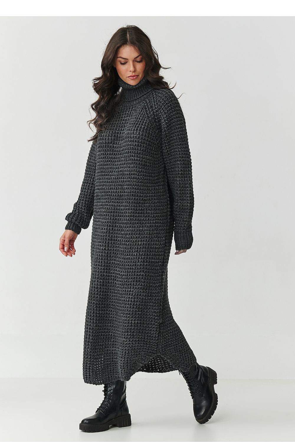  Robe de jour model 232061 Makadamia 