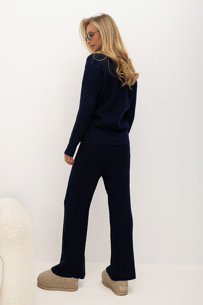  L`ensemble model 232600 Italy Moda 