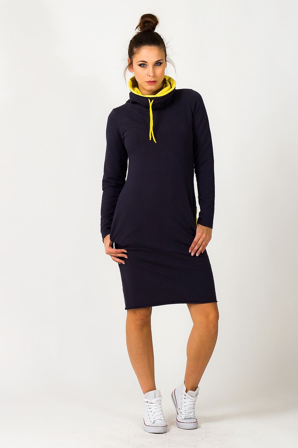  Robe de jour model 93555 Tessita 