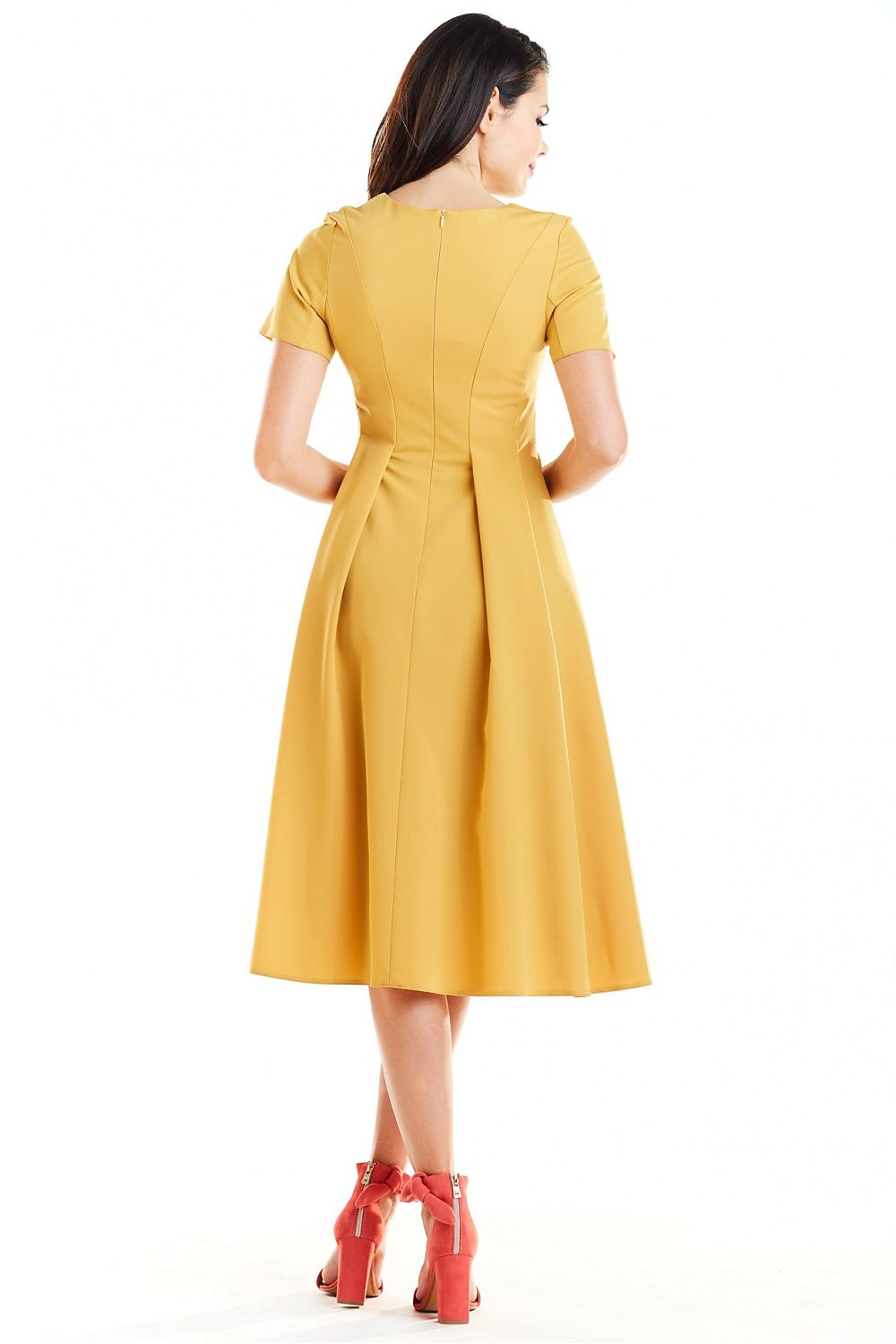  Robe de jour model 129971 awama 
