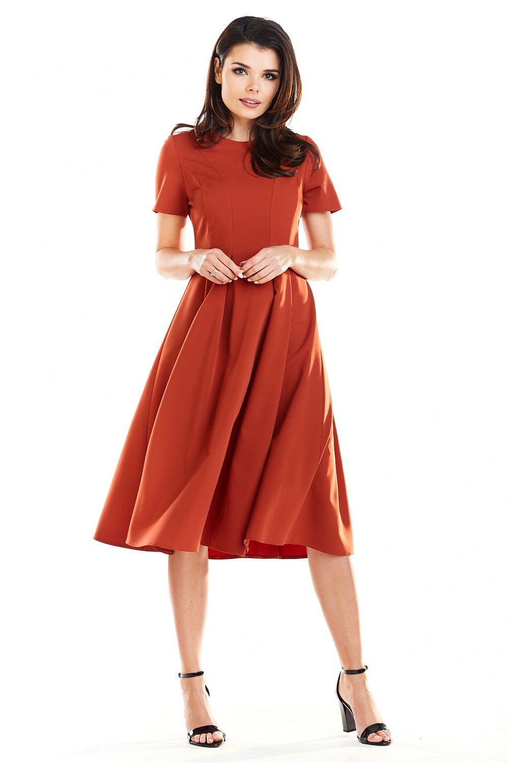  Robe de jour model 129973 awama 