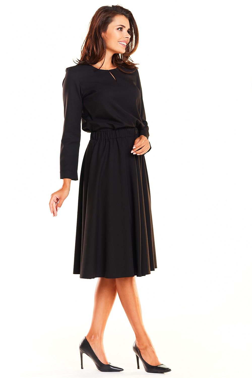  L`ensemble model 130227 awama 