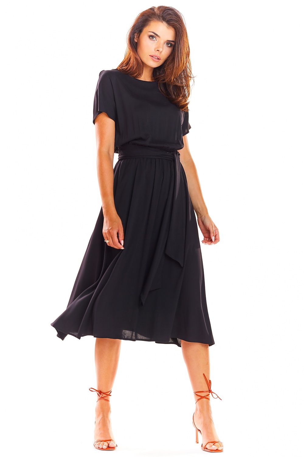  Robe de jour model 133653 awama 
