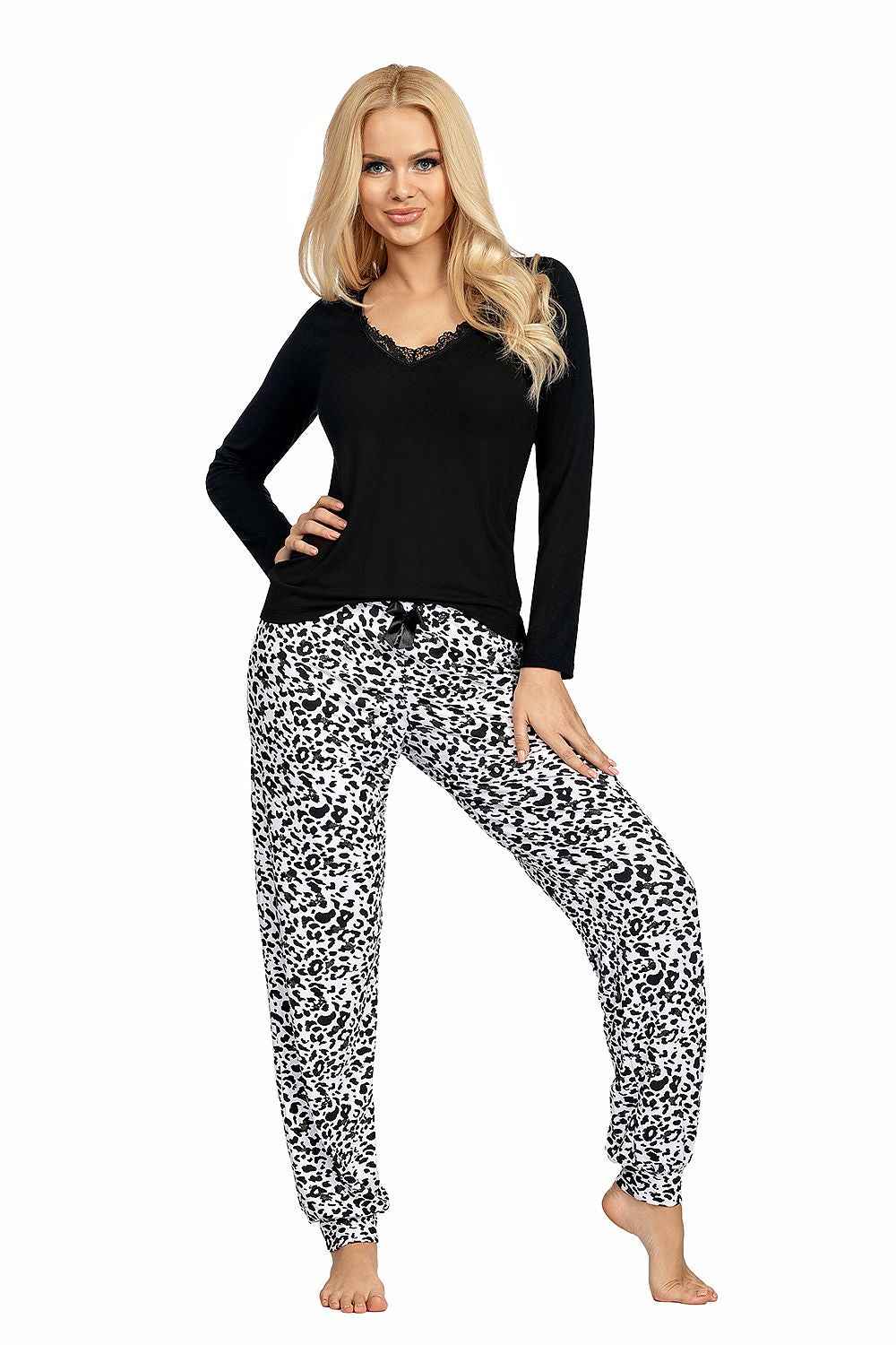 Pyjama Donna
