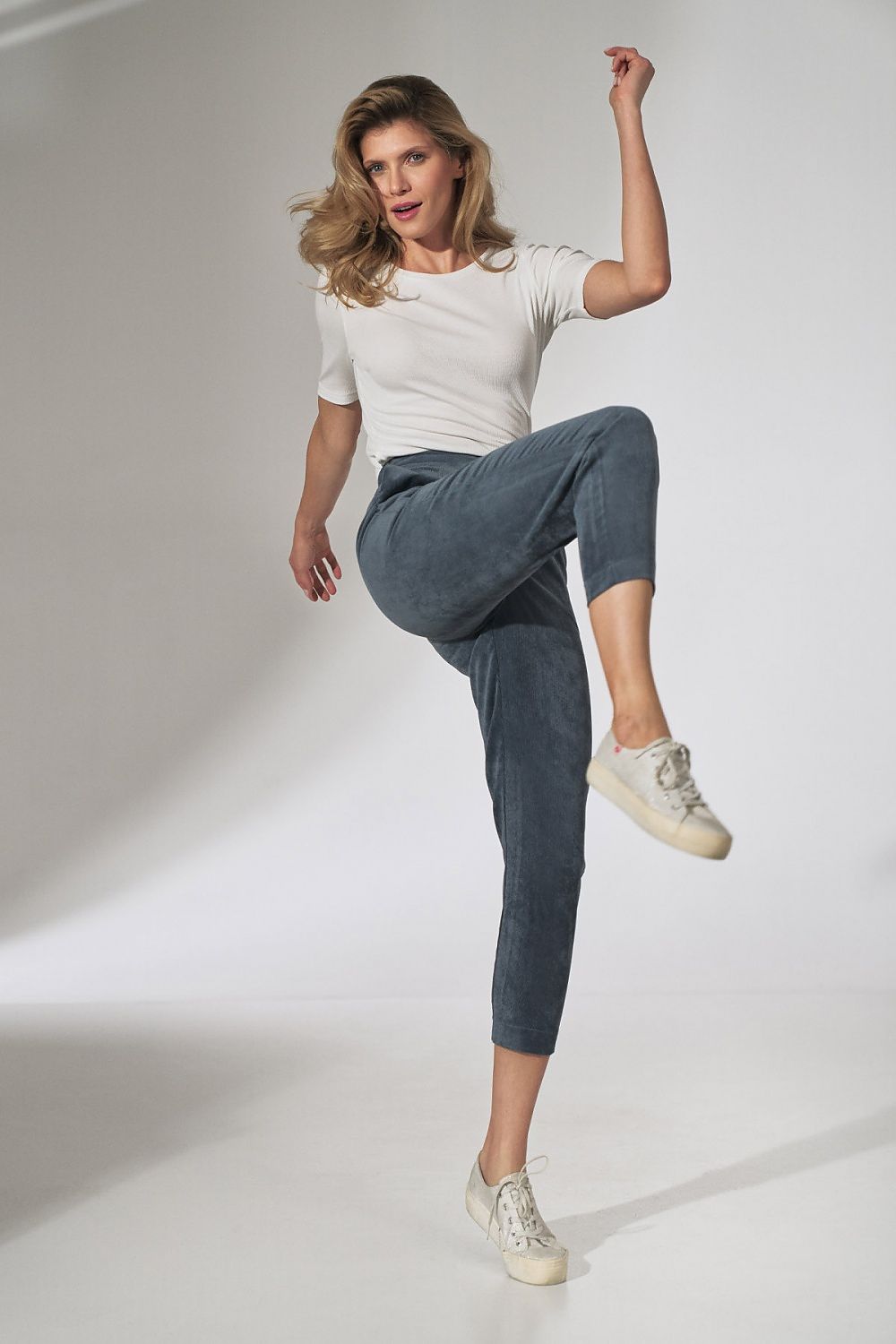  Pantalon femme model 151822 Figl 