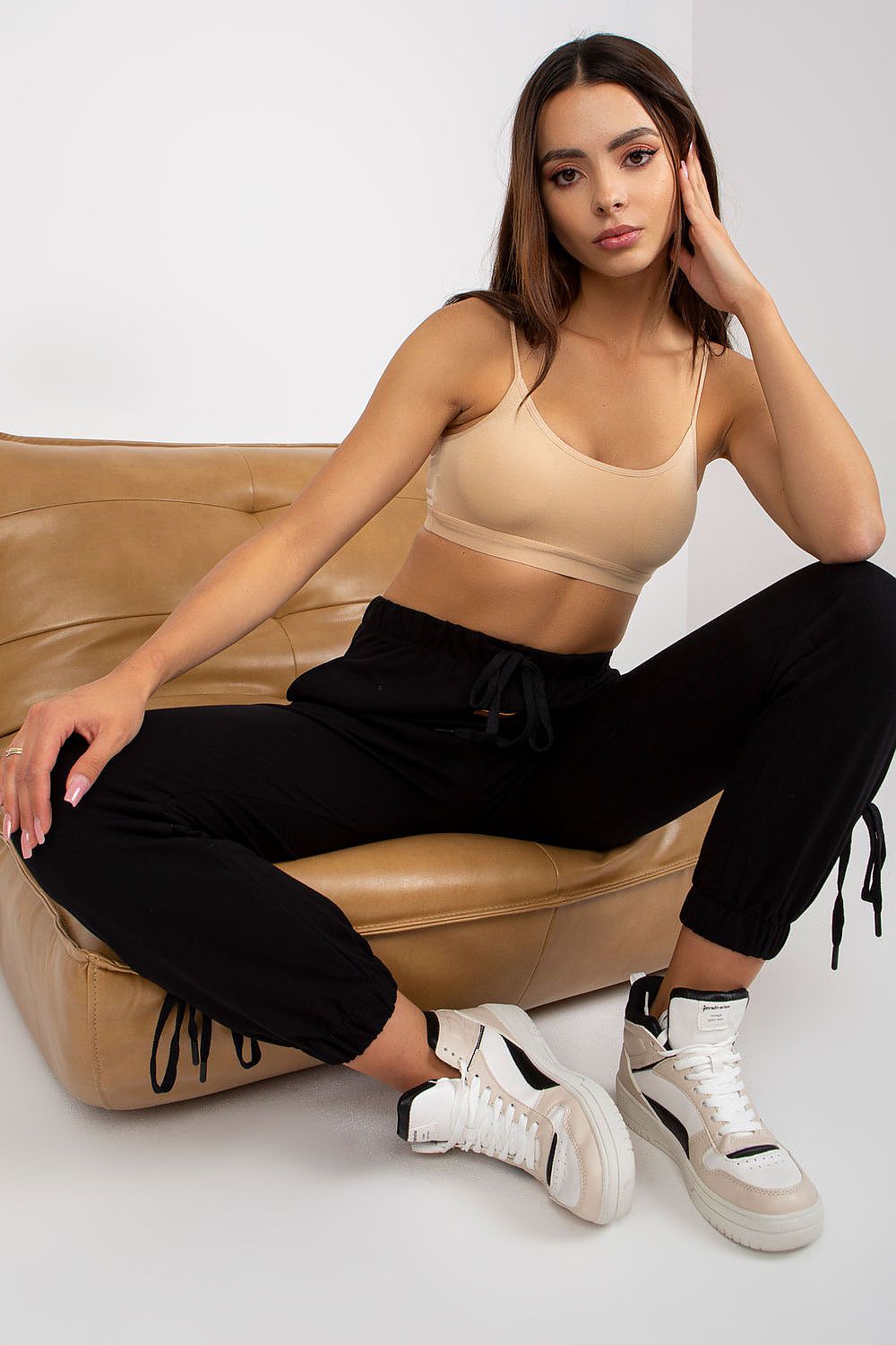  Pantalon survêtement model 166715 Relevance 