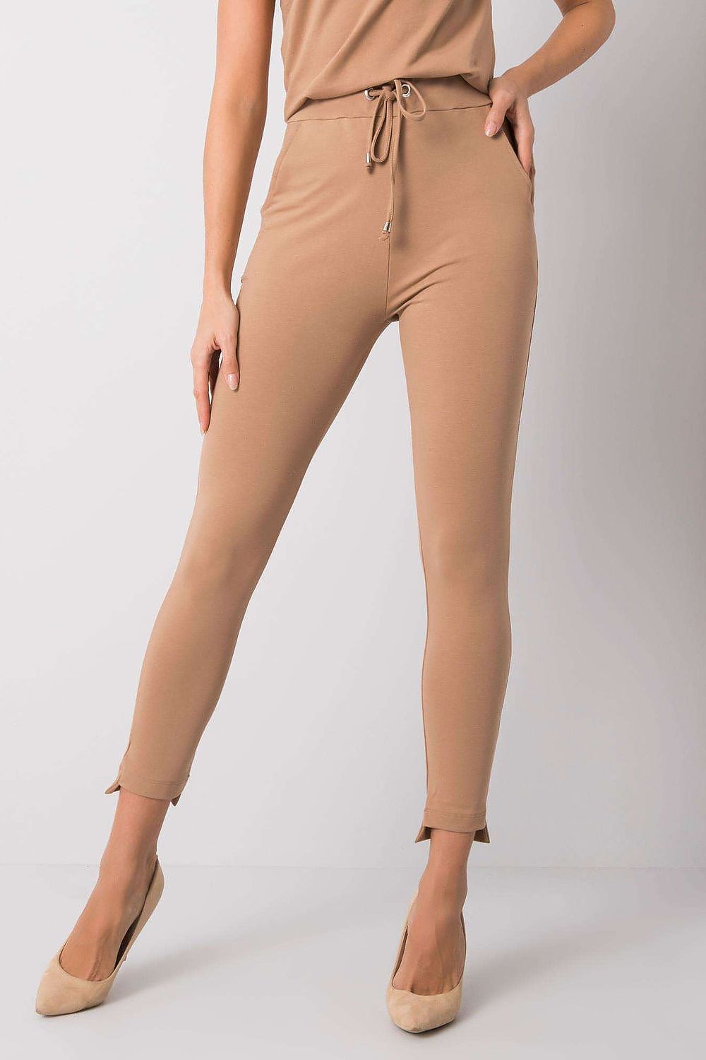  Pantalon survêtement model 167315 BFG 