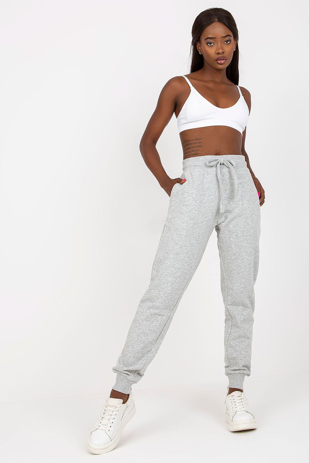  Pantalon survêtement model 169719 BFG 