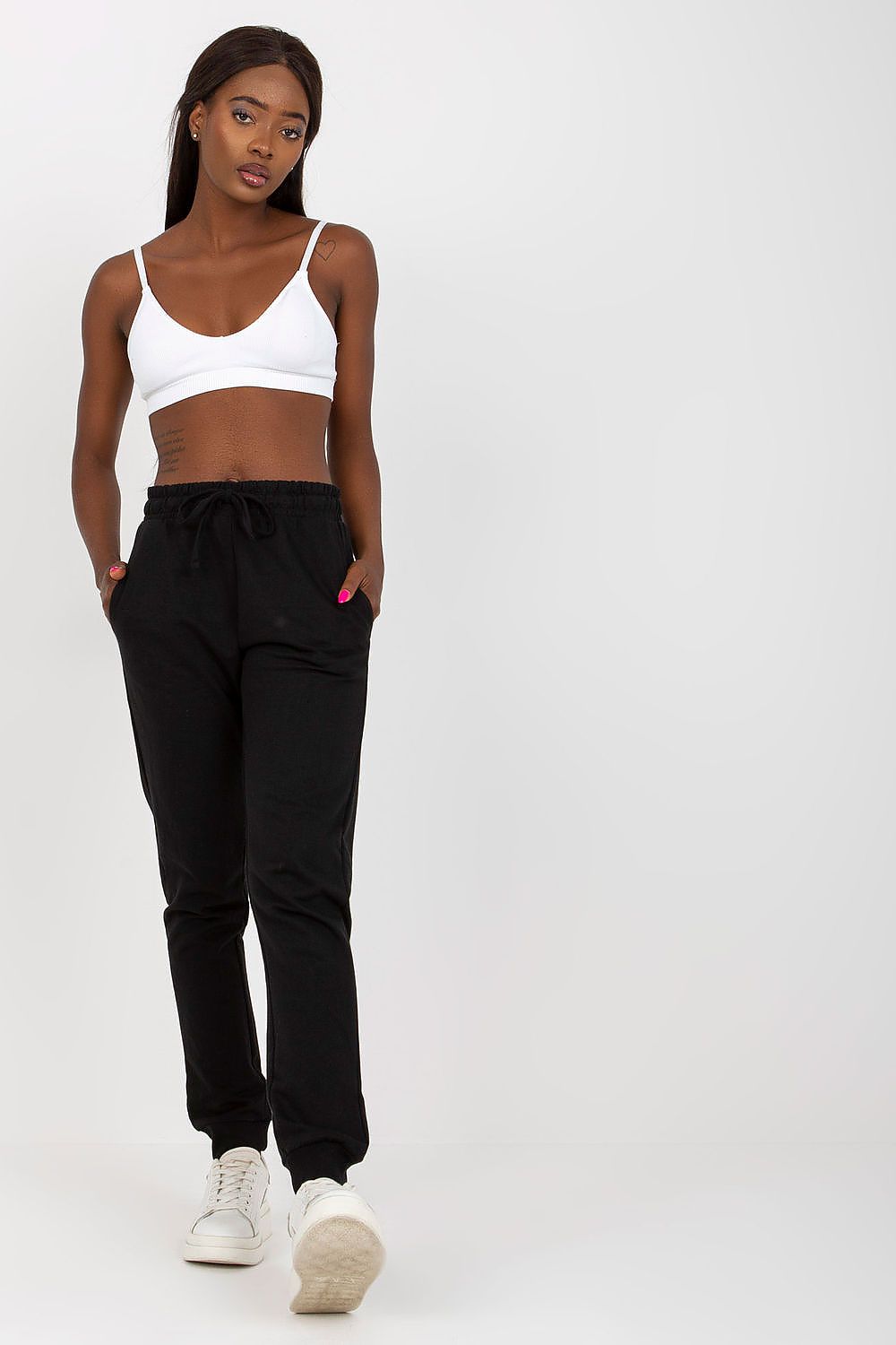  Pantalon survêtement model 169722 BFG 