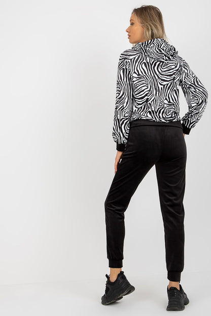  L`ensemble model 173358 Rue Paris 