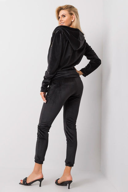  L`ensemble model 173385 Relevance 