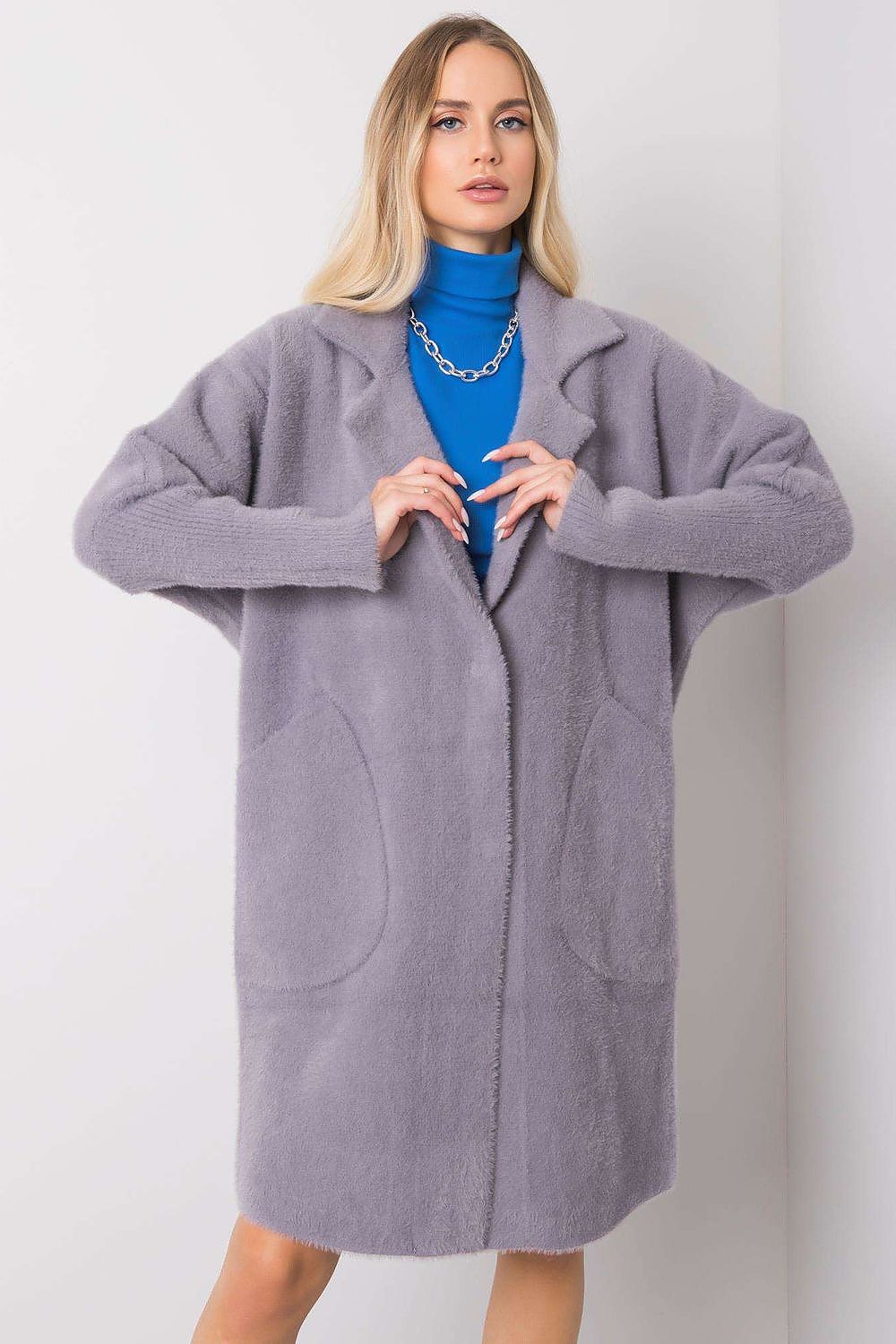  Manteau model 174934 MBM 