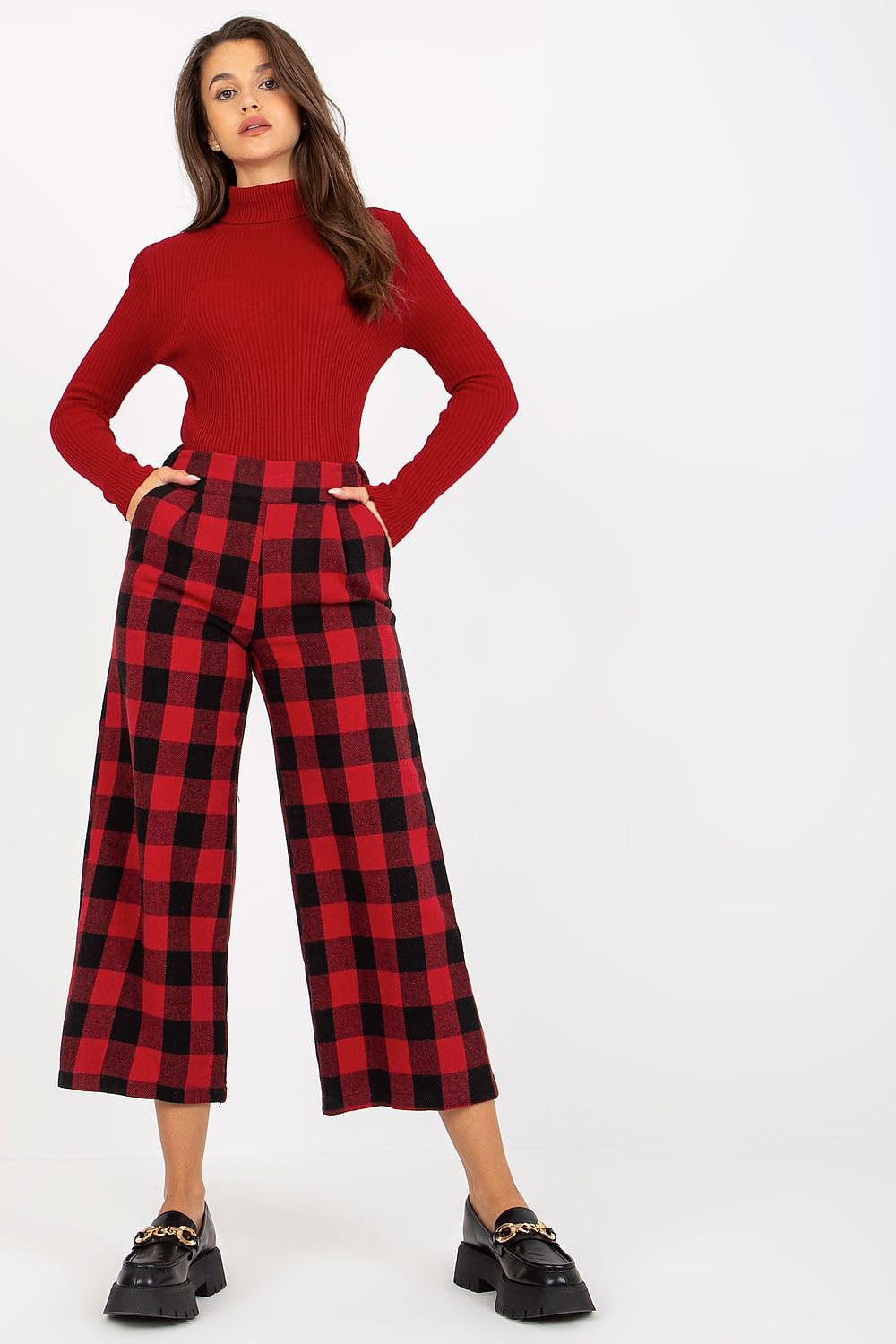  Pantalon femme model 174998 Lakerta 