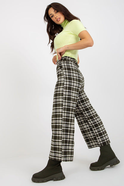  Pantalon femme model 175002 Lakerta 