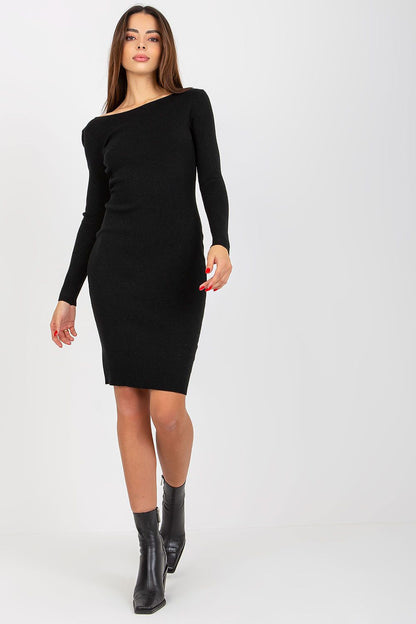  Robe de soirée model 175067 Trendy. ING 