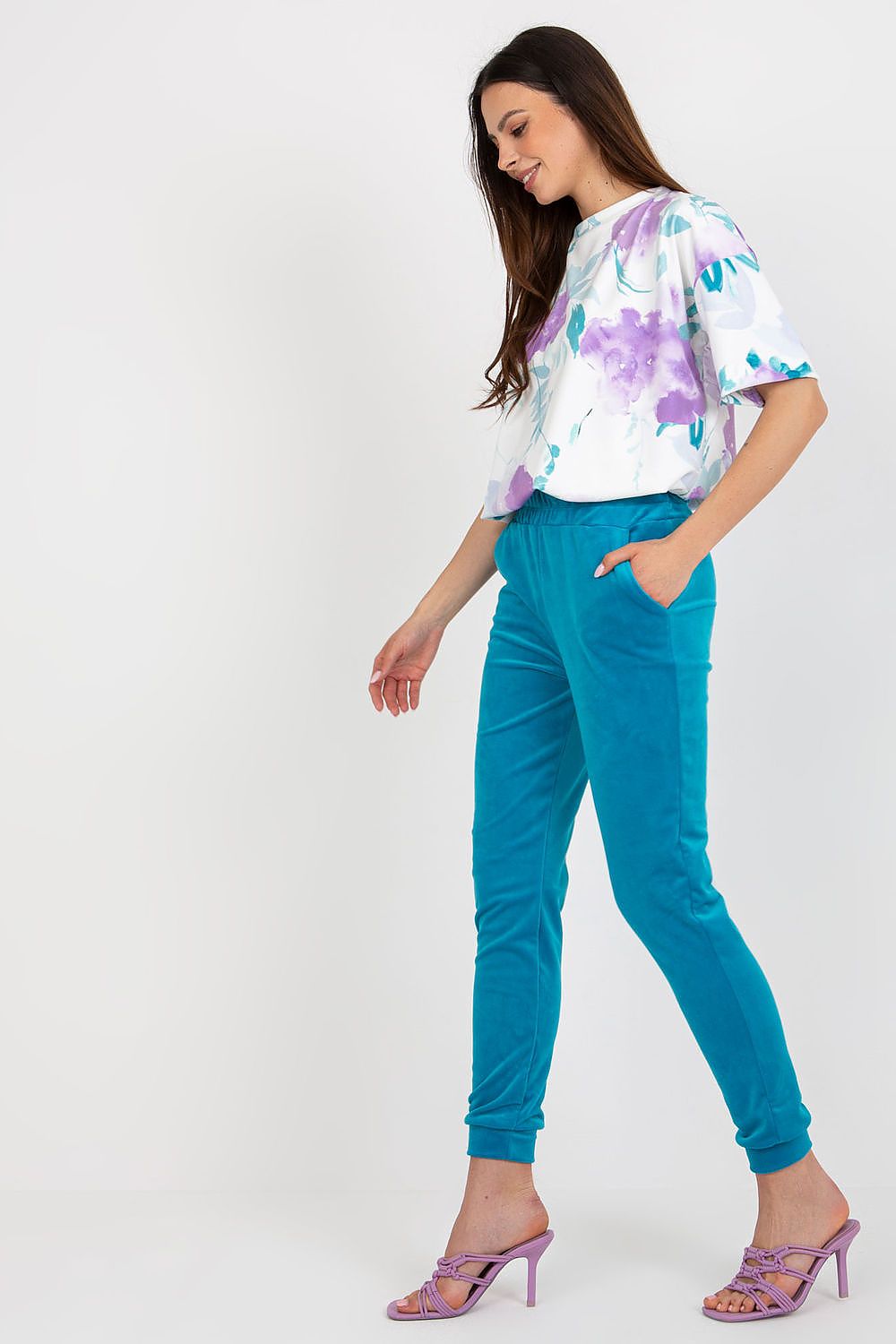  L`ensemble model 180210 Rue Paris 