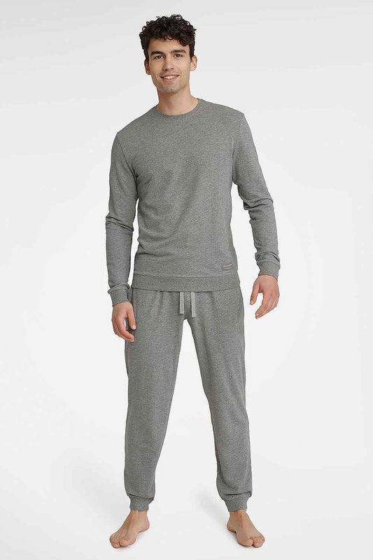 Pyjama Henderson