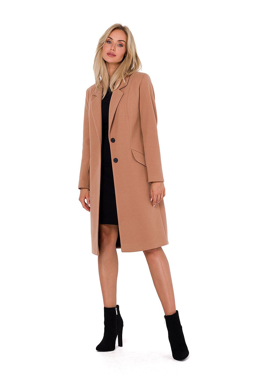 Manteau model 184727 Moe 